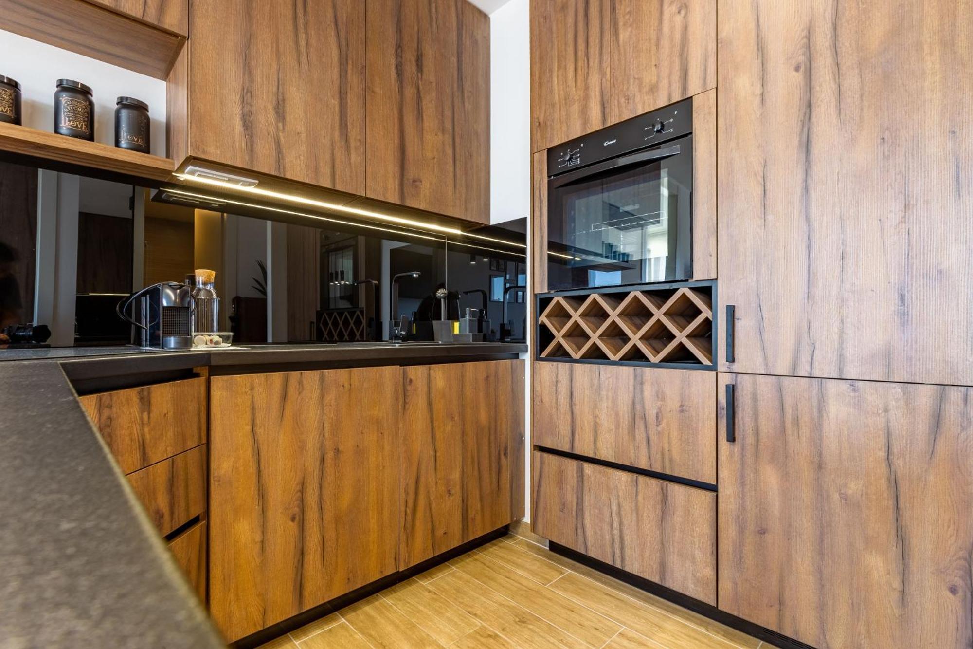 Maraschino 2br Balcony Garage And Bbq *